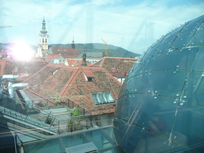 Kunsthaus Glasdach.jpg