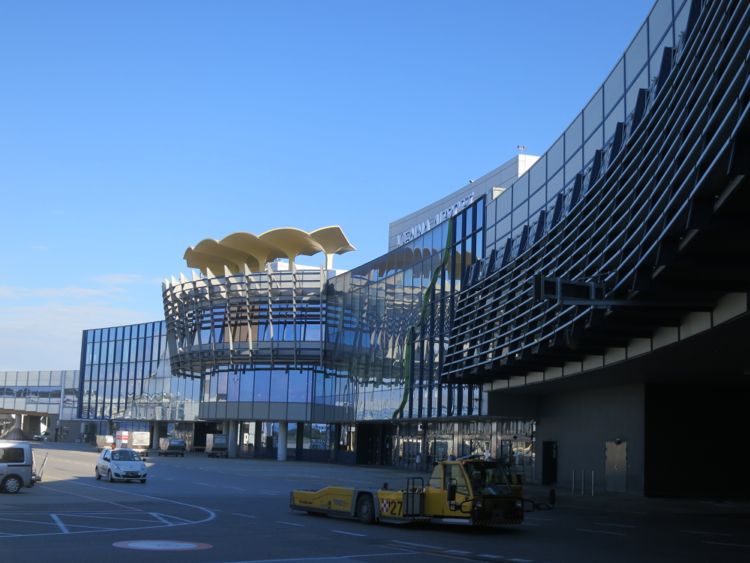 Vienna Airport_4745.jpg