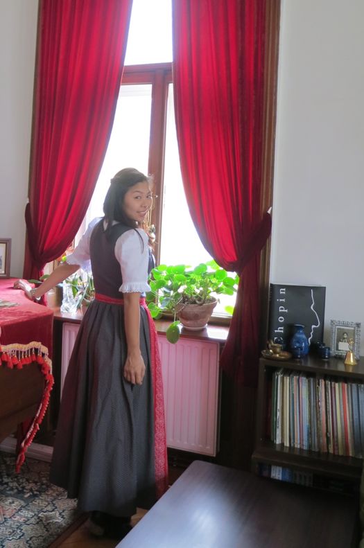Dirndl 3.jpg