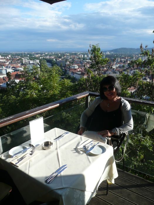 Schlossberg Cafe1.jpg