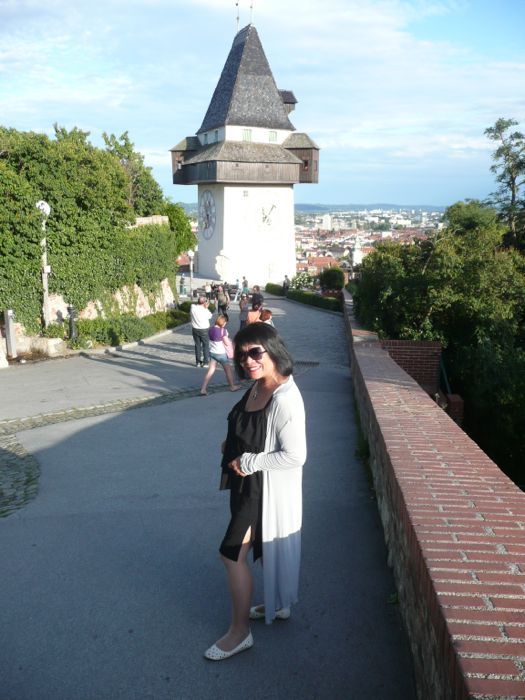 Schlossberg Uhrturm .jpg