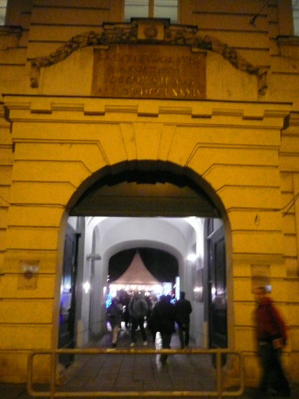 uni campus.JPG