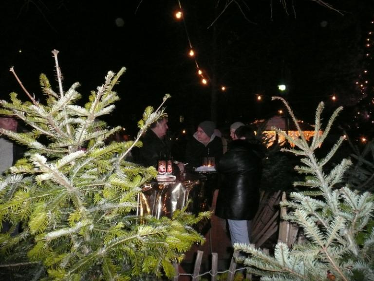 at the uni x-mas market 4.JPG