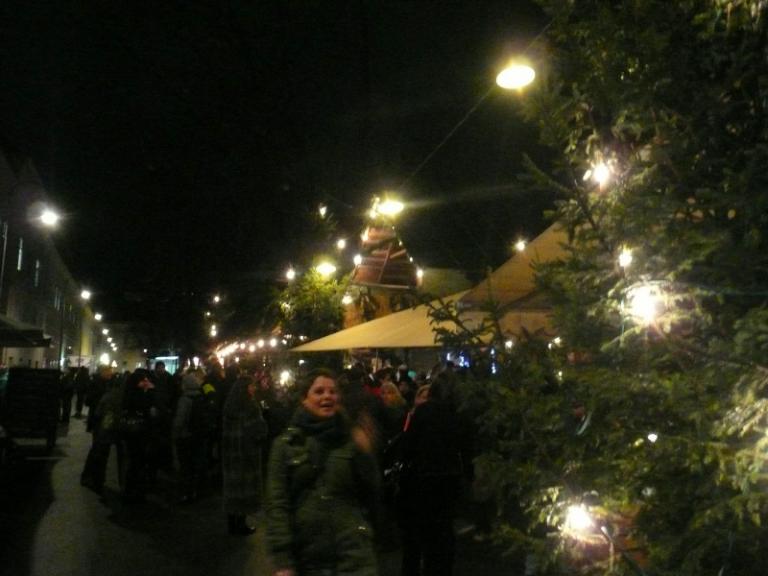 at the uni x-mas market 5.JPG