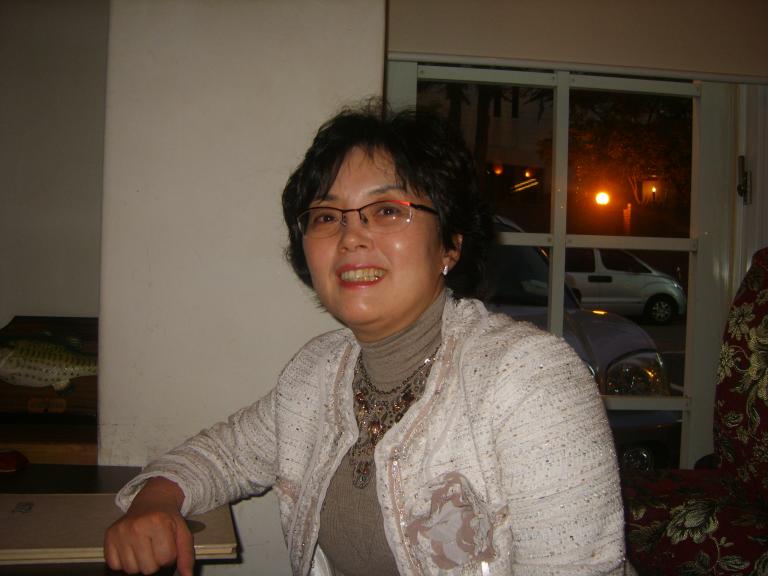 S8300523.JPG