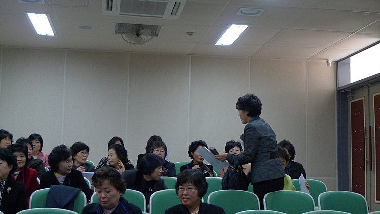 inil-20100227-70.JPG