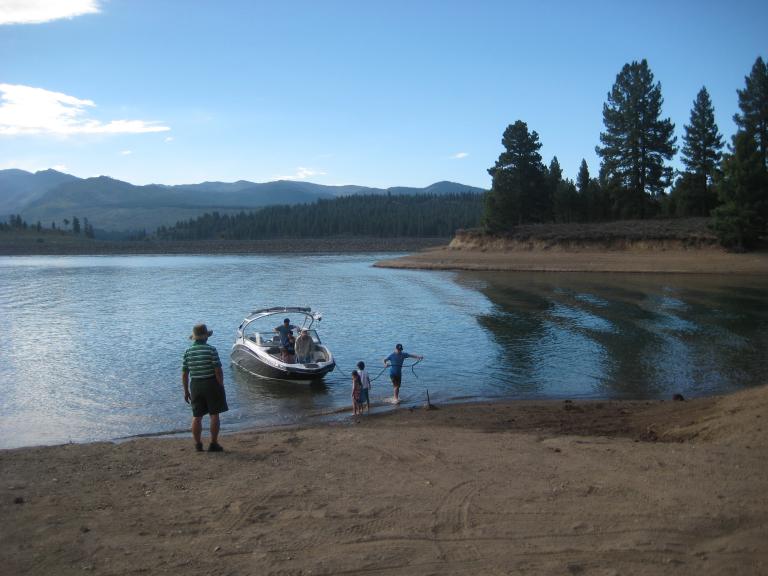 Family Boating 009.JPG