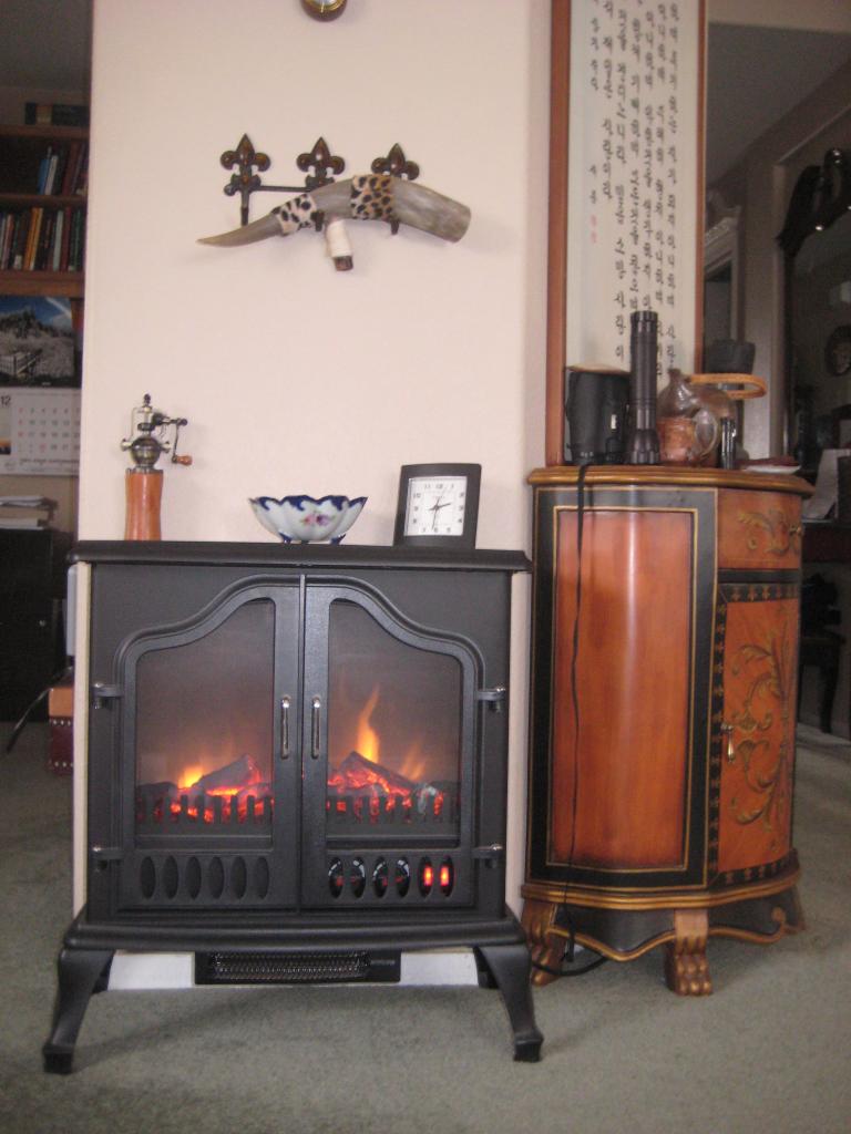 FIreplace 018.JPG