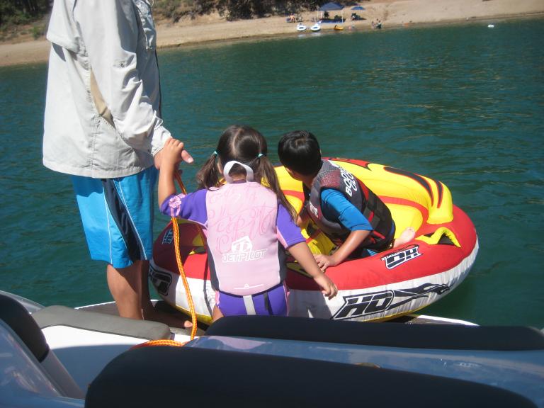 Family Boating 145.JPG