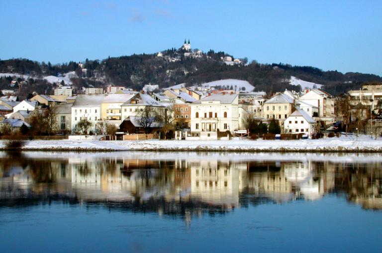 Linz snow1winterlandschaft9 old urfahr west.JPG