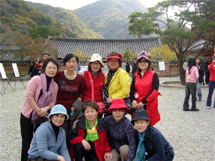 한선민여사모.jpg