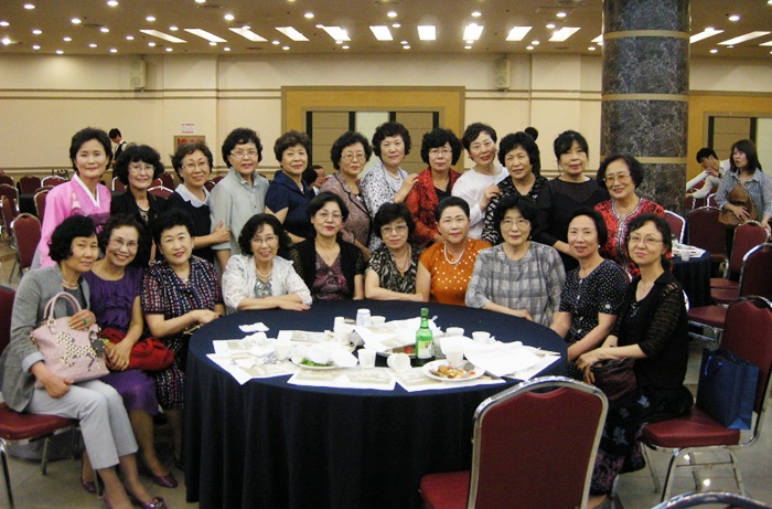 wedding 018-crop.JPG