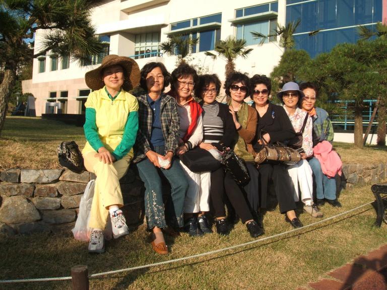 DSCF4813[1] 친구들.JPG
