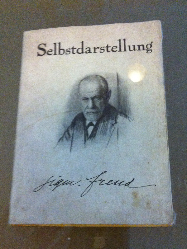 Freud Museum 22_5_1.JPG