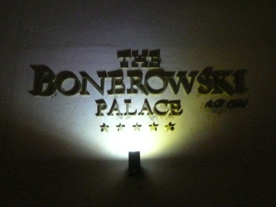 BONEROWSKI PALACE 1.JPG