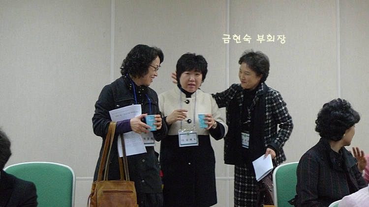 inil-20100227-60.JPG