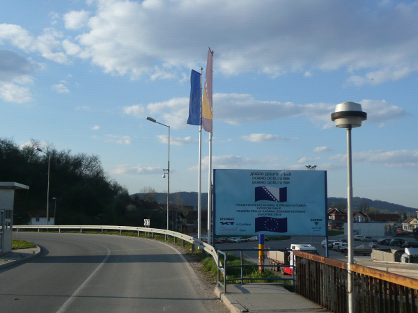 Servia Grenze B-H.jpg