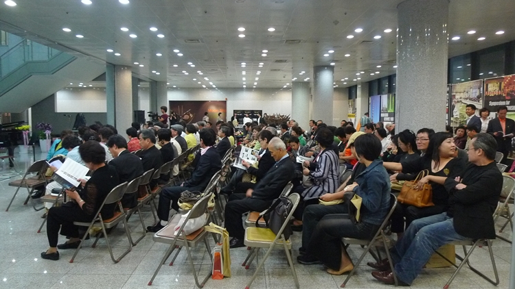 inil-08-20090925.JPG