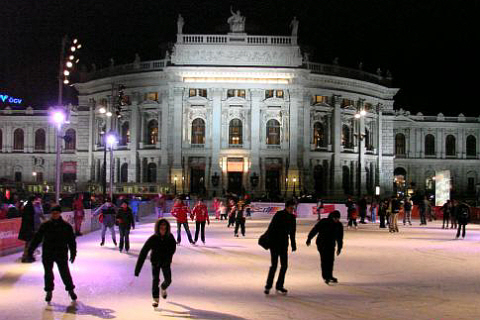 Eistraum-Burgtheater2.JPG