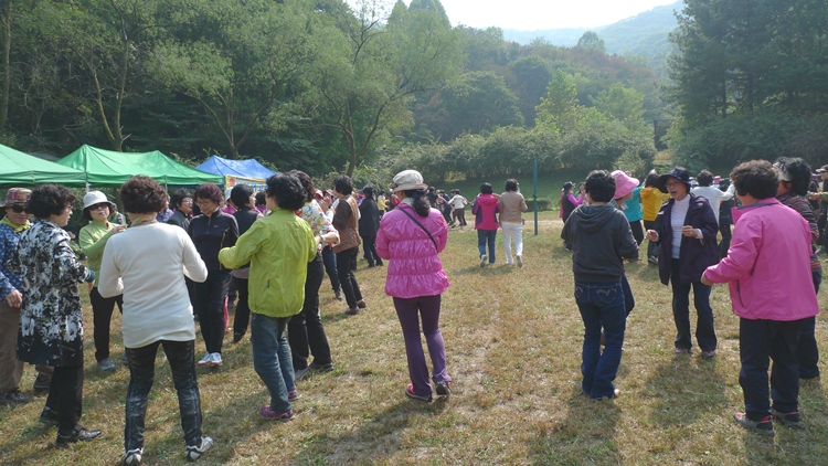 inil-20111008-78.JPG