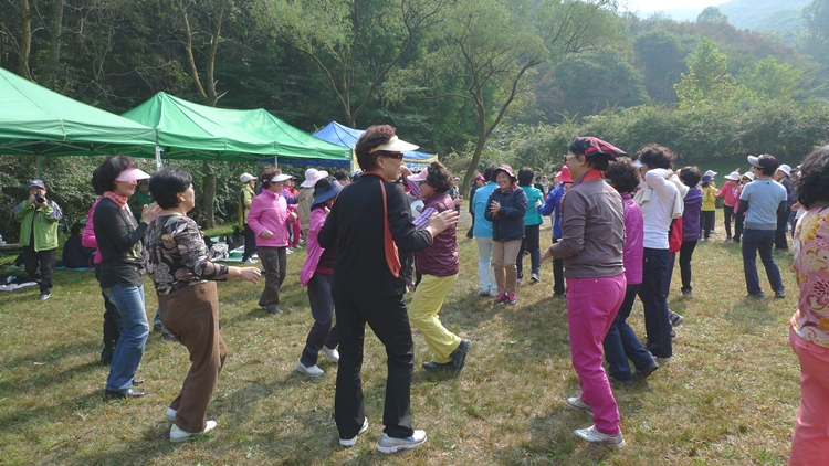 inil-20111008-84.JPG