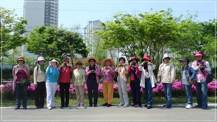 IICC GIRLS.jpg