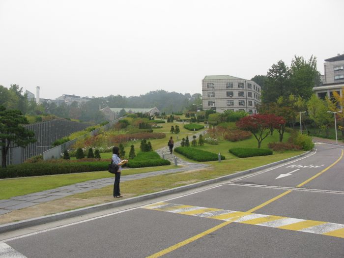 ehwa uni 1.jpg