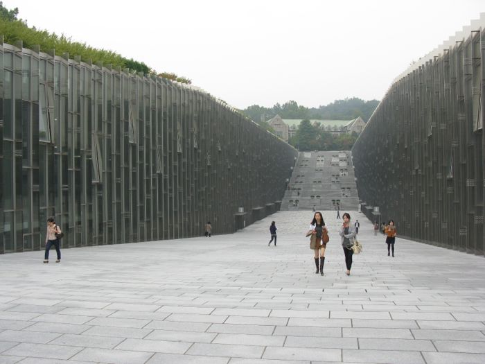 ehwa uni 5.jpg