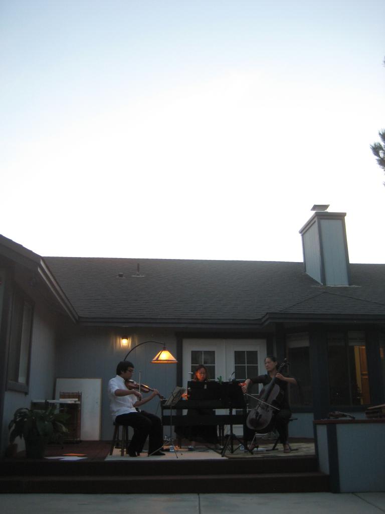 House concert 079.JPG